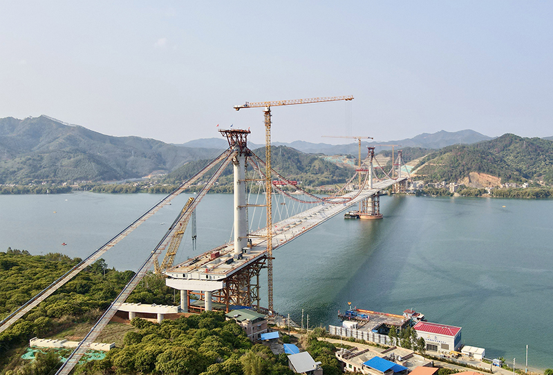 6.蒼容潯江大橋南岸下游近景視角.jpg